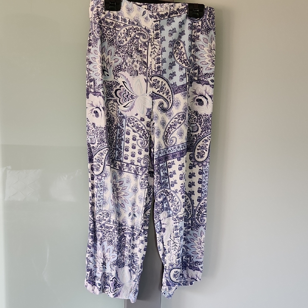 Floral Paisley Print Size S Culotte Pants